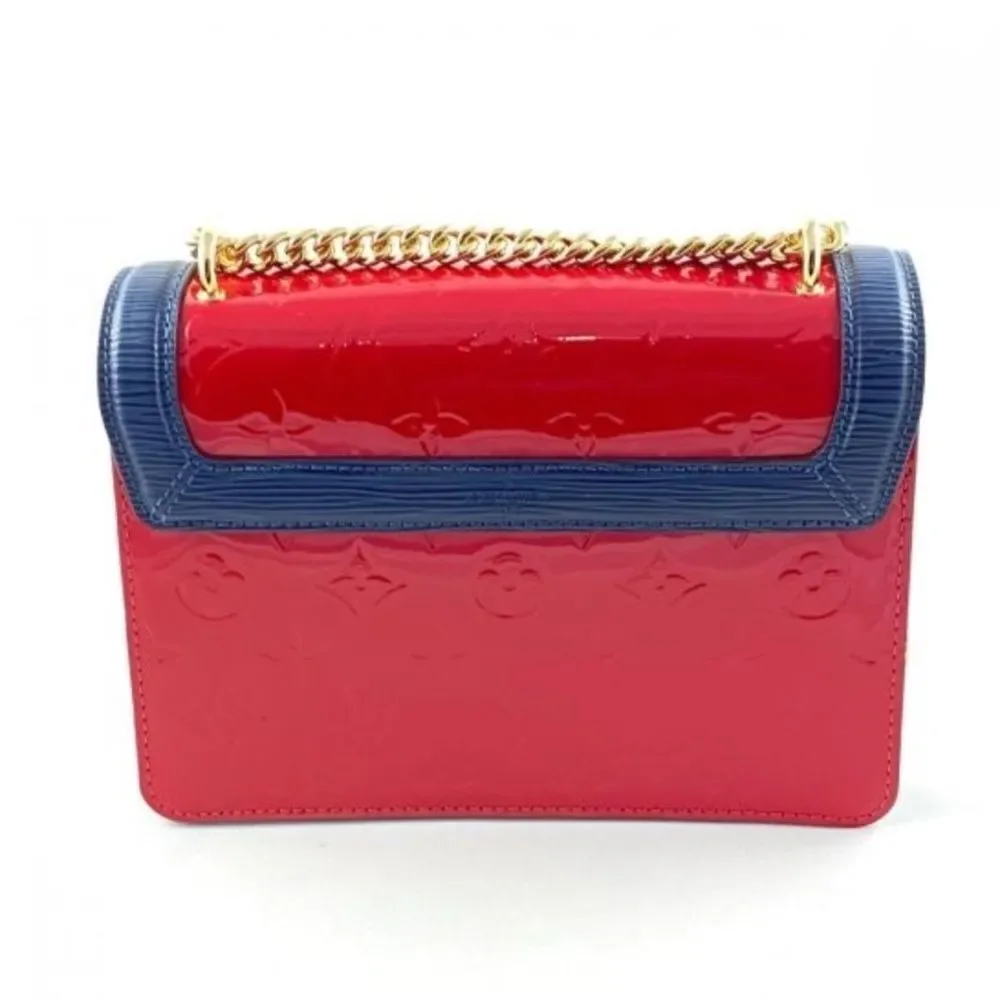 LOUIS VUITTON Vernis Epi Monogram Wynwood Scarlet